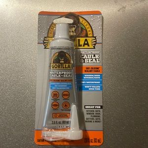 Gorilla Glue 8090001 100% Silicone Clear Sealant Caulk, 2.8 oz - NEW SEALED